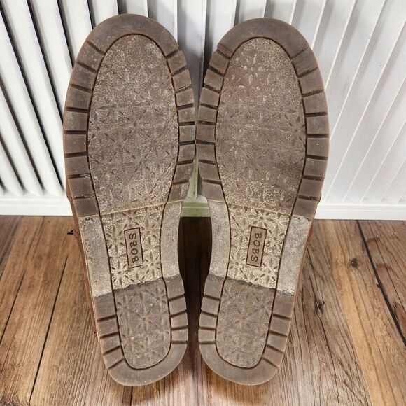 Brown Leather Loafers with Stitching Details - Picture 7 of 10